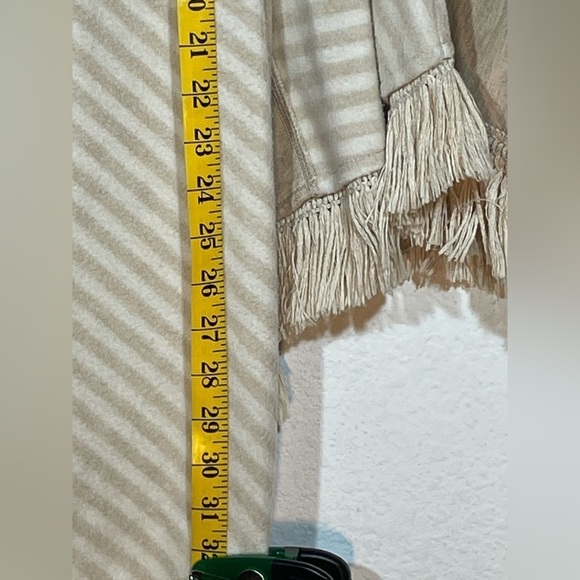 Anthropologie Saturday Sunday Beige Elise Fringe Sweater Cardigan asymmetrical - Picture 9 of 15
